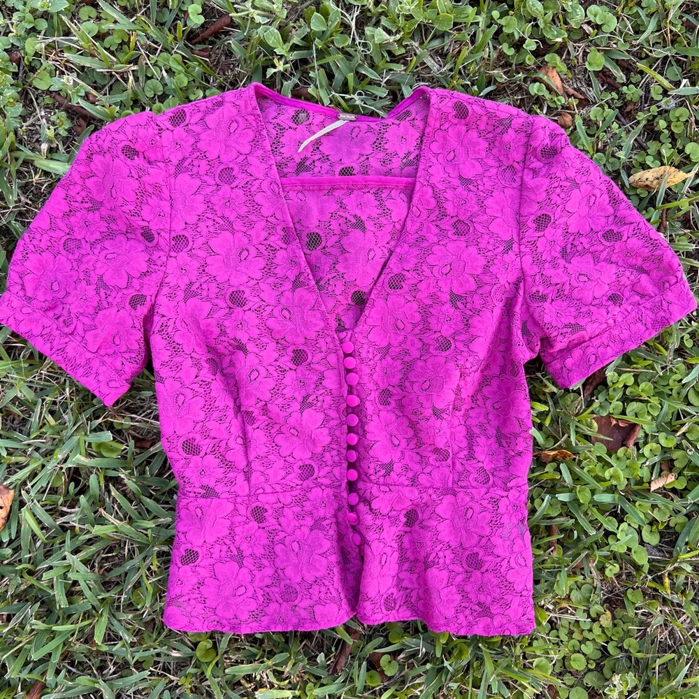 Purple Lace Free People Top poofy sleeves XS free people peplum top lace buttons
